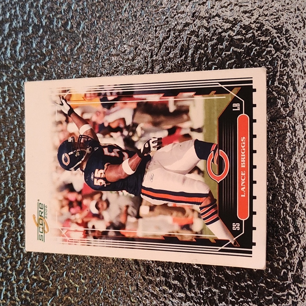 Score - Lance Briggs Trading Card - #2 - Chicago Bears - NFL - 2006 - EC